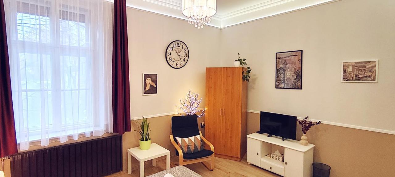 Center Apartman Szeged Buitenkant foto